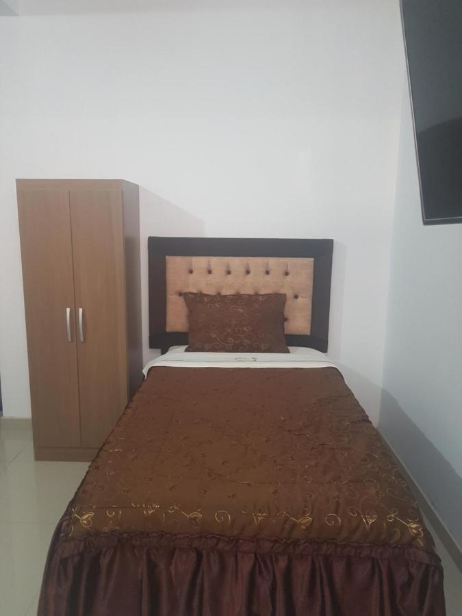 פאראקאס Hostal El Sueno De San Martin מראה חיצוני תמונה