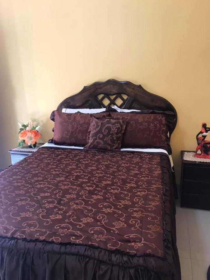 פאראקאס Hostal El Sueno De San Martin מראה חיצוני תמונה